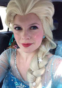 Frozen Queen Elsa performer for kids party in nashville can sing hendersonville gallatin glasgow clarksville springfiend middle tennesseee southern kentucky